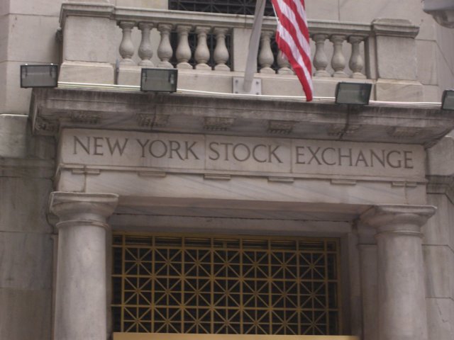 wallst.jpg