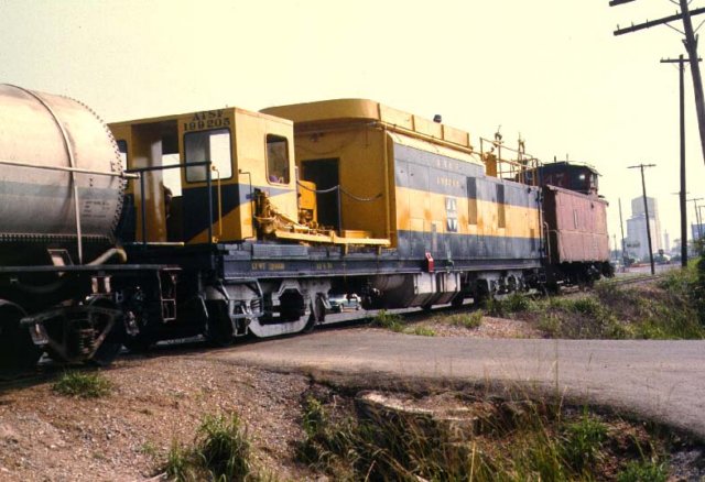tr_sf199205.jpg